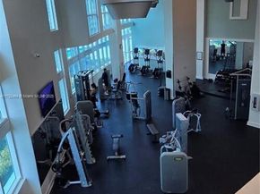 1900 Bayshore Dr 3518, Miami FL 33132