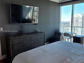 1900 Bayshore Dr 3518, Miami FL 33132