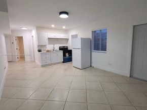 2359 NW 32nd St, Miami FL 33142