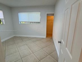 2359 NW 32nd St, Miami FL 33142