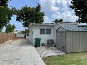 2359 NW 32nd St, Miami FL 33142