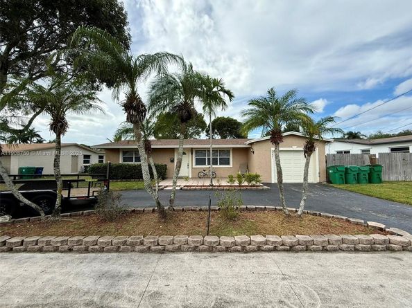 5231 SW 89 Ave, Cooper City FL 33328