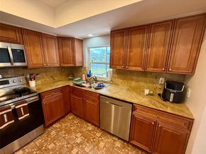 5231 SW 89 Ave, Cooper City FL 33328