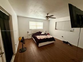 5231 SW 89 Ave, Cooper City FL 33328