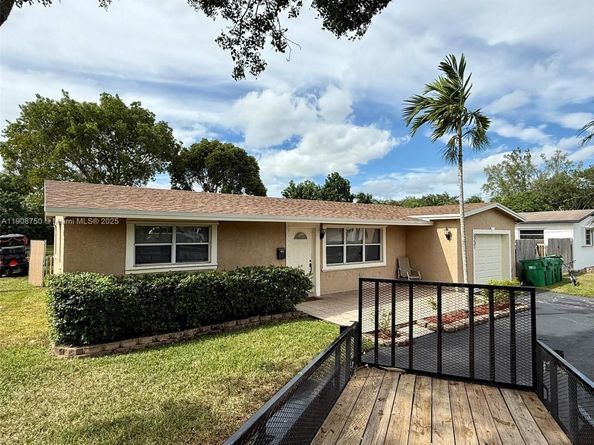 5231 SW 89 Ave, Cooper City FL 33328