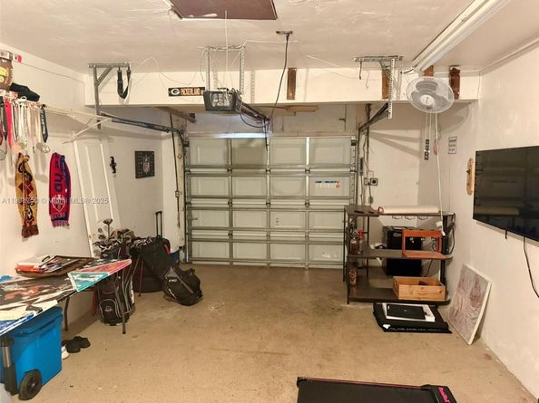 5231 SW 89 Ave, Cooper City FL 33328