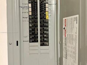 5231 SW 89 Ave, Cooper City FL 33328