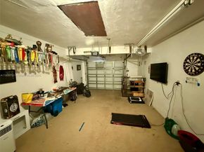 5231 SW 89 Ave, Cooper City FL 33328