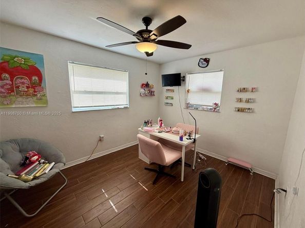 5231 SW 89 Ave, Cooper City FL 33328