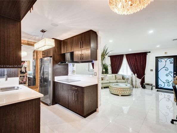 9911 Haitian Dr, Cutler Bay FL 33189