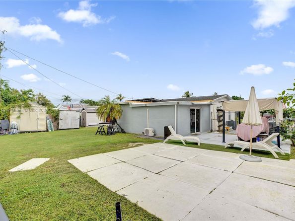9911 Haitian Dr, Cutler Bay FL 33189