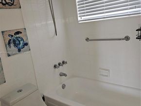 9441 Live Oak Pl 407, Davie FL 33324