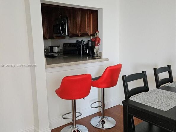 9441 Live Oak Pl 407, Davie FL 33324