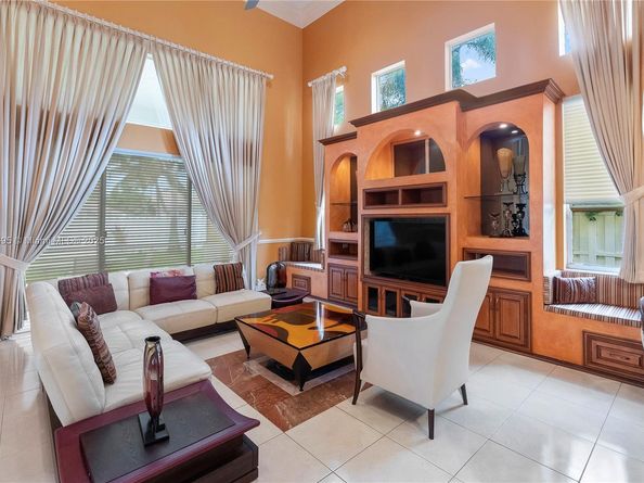 Undisclosed Address #A11884695, Pembroke Pines FL 33028