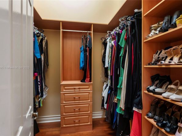 Undisclosed Address #A11884695, Pembroke Pines FL 33028