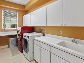 Undisclosed Address #A11884695, Pembroke Pines FL 33028