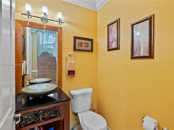Undisclosed Address #A11884695, Pembroke Pines FL 33028