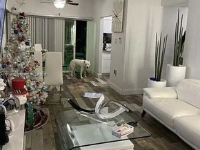 2125 NW 126th St, Miami FL 33167