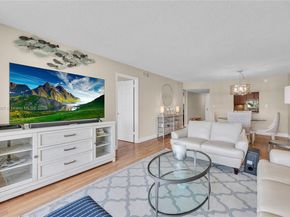 9320 S Hollybrook Lake Dr 203, Pembroke Pines FL 33025