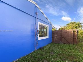 1510 SW 68th Ave, North Lauderdale FL 33068