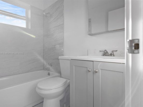1481 SW 49th Ave, Fort Lauderdale FL 33317