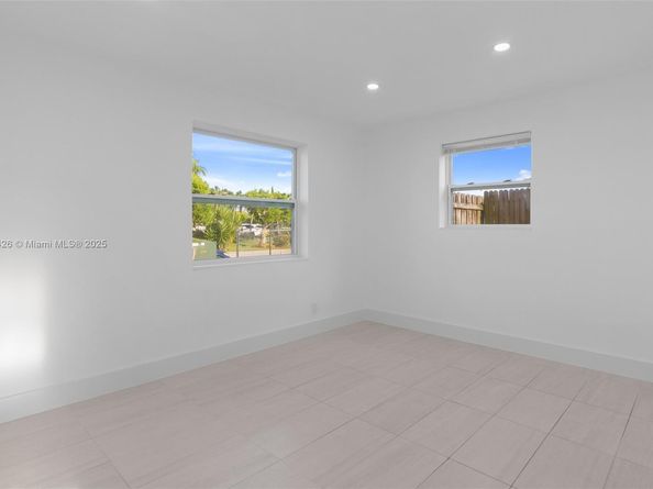 1481 SW 49th Ave, Fort Lauderdale FL 33317