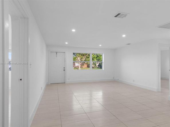 1481 SW 49th Ave, Fort Lauderdale FL 33317