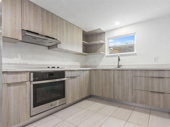 1481 SW 49th Ave, Fort Lauderdale FL 33317