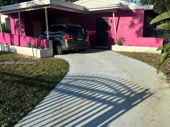 15775 NE 13th Ave, North Miami Beach FL 33162