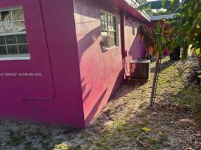 15775 NE 13th Ave, North Miami Beach FL 33162