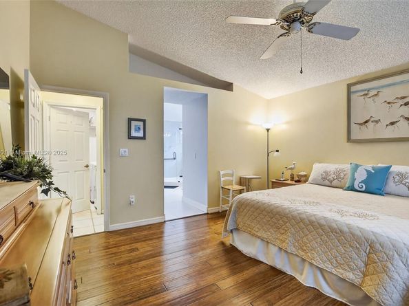 12740 NW 11th Ct, Sunrise FL 33323