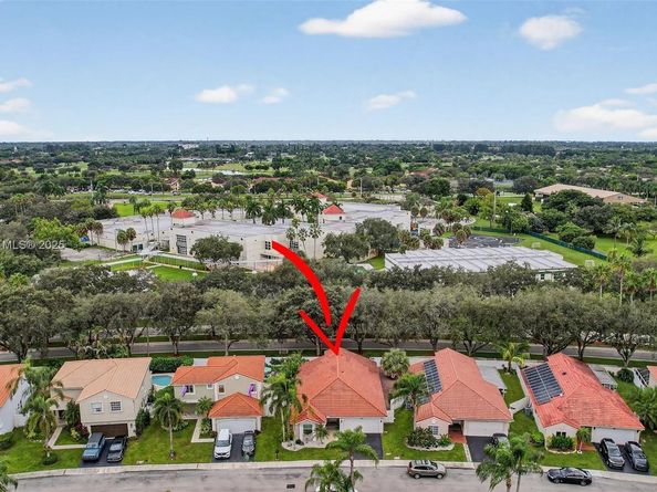 12740 NW 11th Ct, Sunrise FL 33323