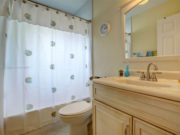12740 NW 11th Ct, Sunrise FL 33323