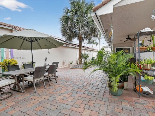 12740 NW 11th Ct, Sunrise FL 33323