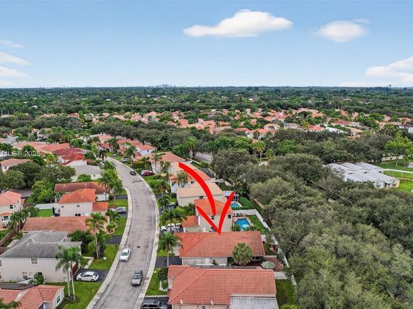 12740 NW 11th Ct, Sunrise FL 33323