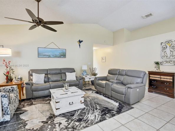 12740 NW 11th Ct, Sunrise FL 33323