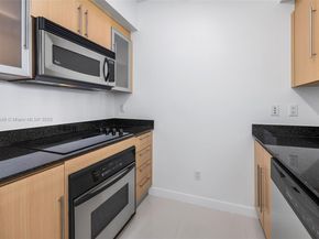 335 S Biscayne Blvd 2604, Miami FL 33131