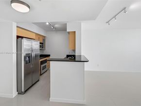 335 S Biscayne Blvd 2604, Miami FL 33131