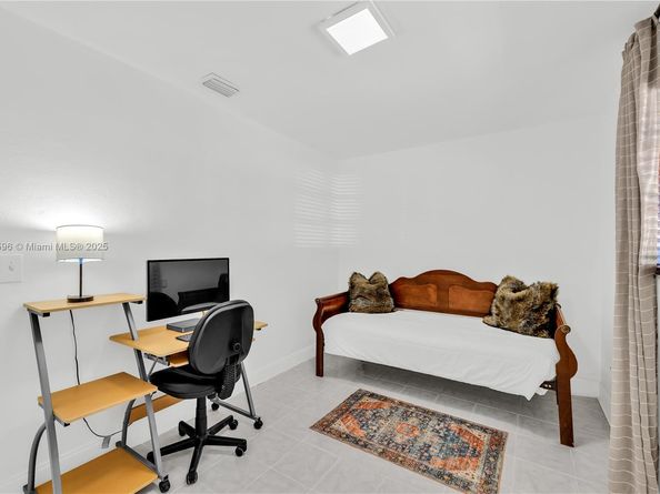 12890 NE Miami Ct, North Miami FL 33161