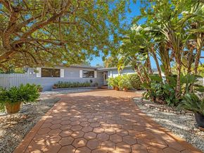 12890 NE Miami Ct, North Miami FL 33161