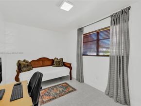 12890 NE Miami Ct, North Miami FL 33161