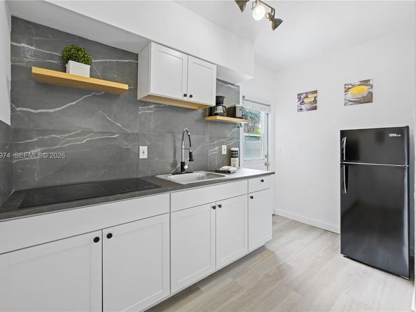 1444 NE 13th Ave, Fort Lauderdale FL 33304