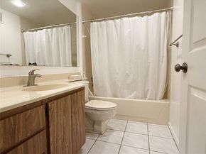 1504 S Whitehall Dr 206, Davie FL 33324