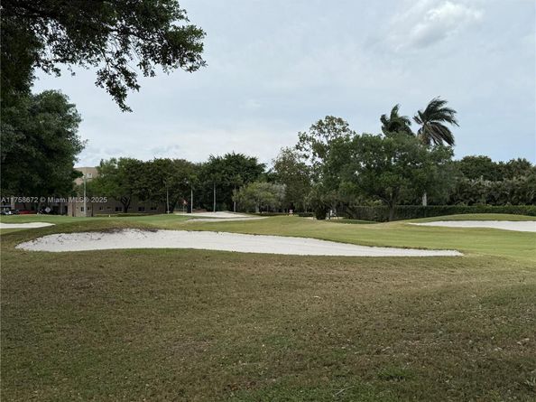 1504 S Whitehall Dr 206, Davie FL 33324