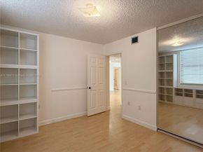 1504 S Whitehall Dr 206, Davie FL 33324