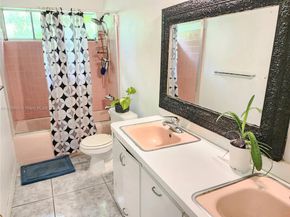 19700 NW 3rd Ct, Miami Gardens FL 33169