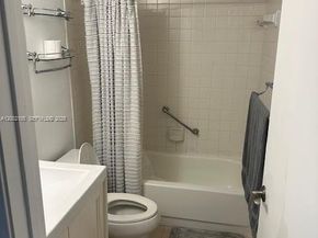 13250 SW 7th Ct 114L, Pembroke Pines FL 33027