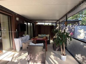 3415 Freedom Dr, Hollywood FL 33021