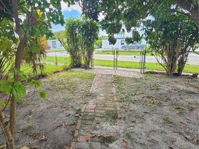 4151 SW 110th Ct, Miami FL 33165