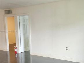 3811 NW 84th Ave 2B, Sunrise FL 33351